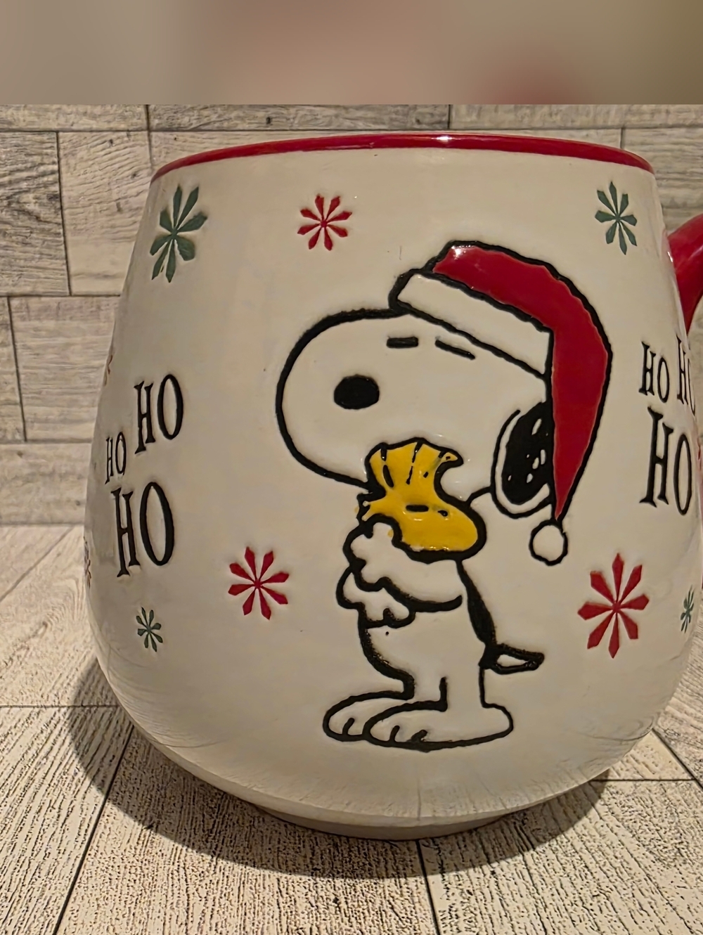 Peanuts Snoopy Ceramic Holiday Mug - White, Red, Yellow
